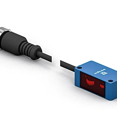 P1KH003 Reflex Sensor with Background Suppression