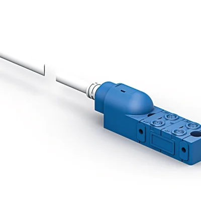 ZAA08R601 Connection Box for M8 × 1; 3-pin; 4 Ports
